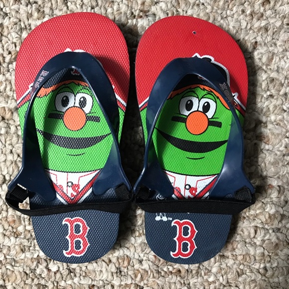 Red Sox Other - Boston Red Sox Wally sandals sz 6.5 toddler